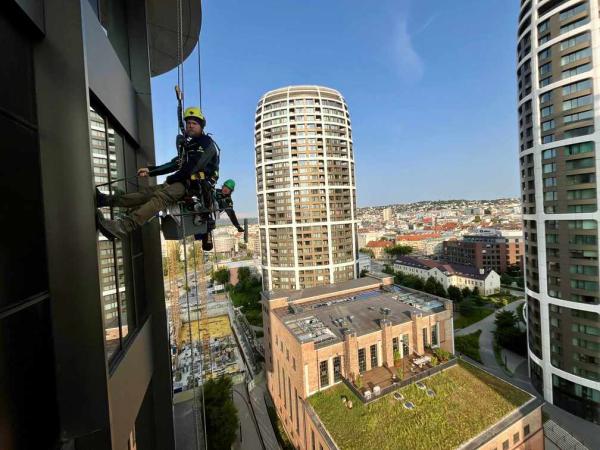 MessengercreationB52FF808-F039-4EFC-8C7B-62E5199DD82E